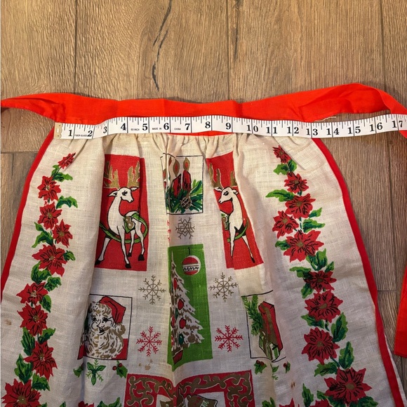 Vintage Linen Festive Red and White Apron Skirt Baking Holiday Christmas - Picture 8 of 12